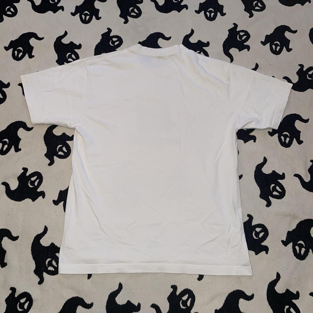2000s Undefeated White and Camo Shirt Men’s Size Large gallery