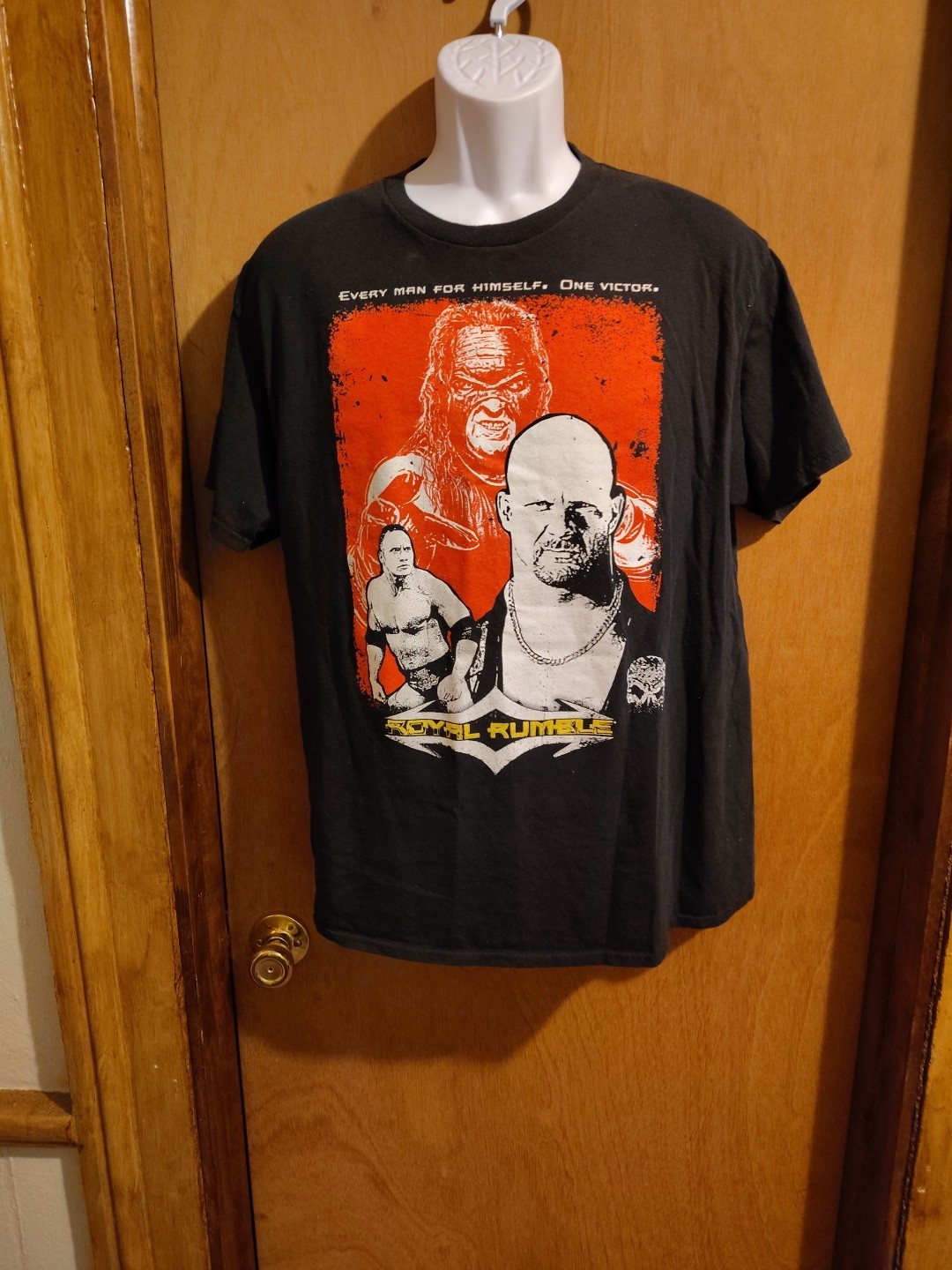2018 WWE Royal Rumble Stone Cold, The Rock, Kane T Shirt Large EUC