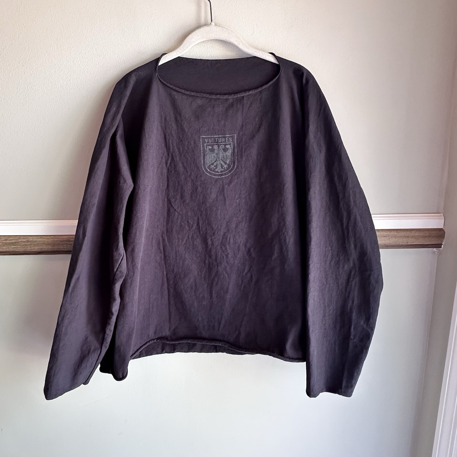 Yeezy YZY Vultures Black Box Long Sleeve Shirt Kanye West Men’s Small, 1 gallery