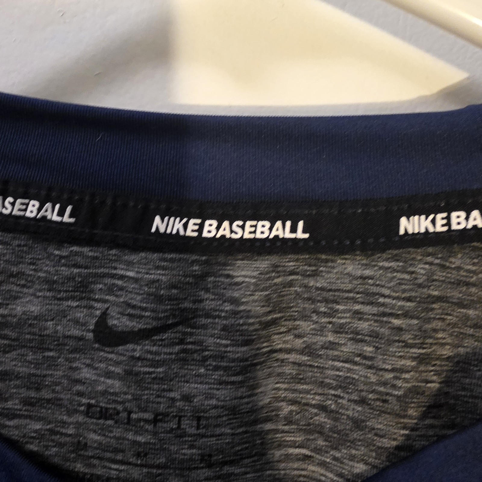 Nike Dri Fit Medium 3/4 Sleeve Gray Blue T-Shirt Top Polyester Spandex WS269 gallery