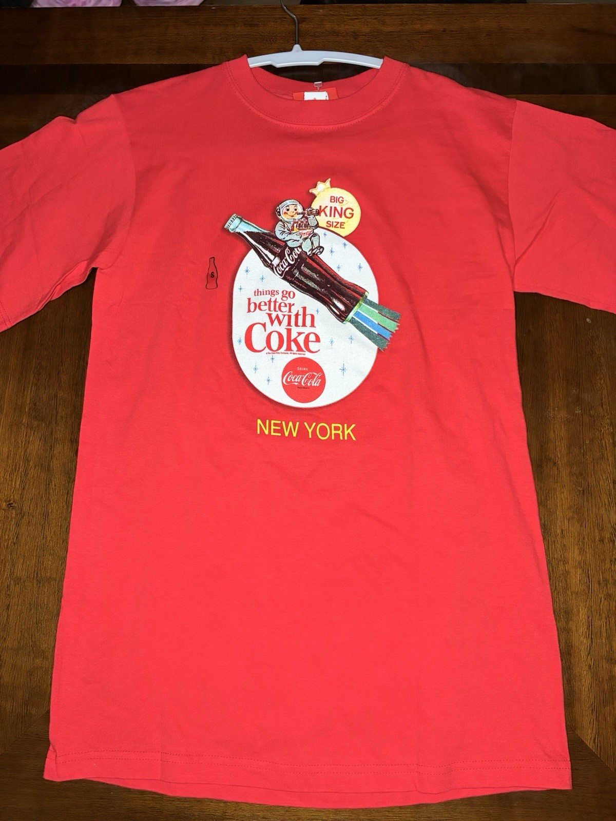 Vintage Coca-Cola Red Cotton Men's Graphic Print T-Shirt S Crew Neck SS New York gallery